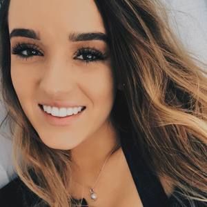 Meet your Posher, Taylor